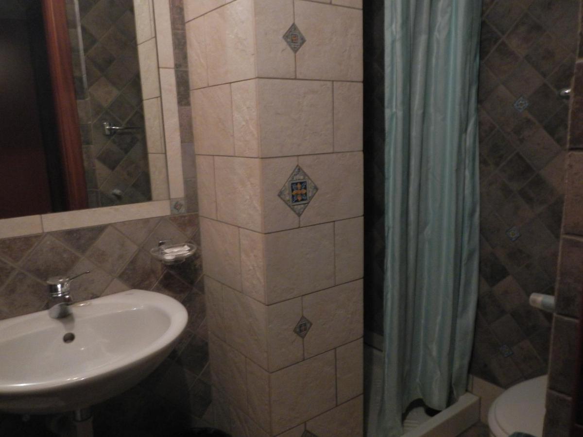 Gianni House Backpackers Hostel Giardini Naxos Exterior photo
