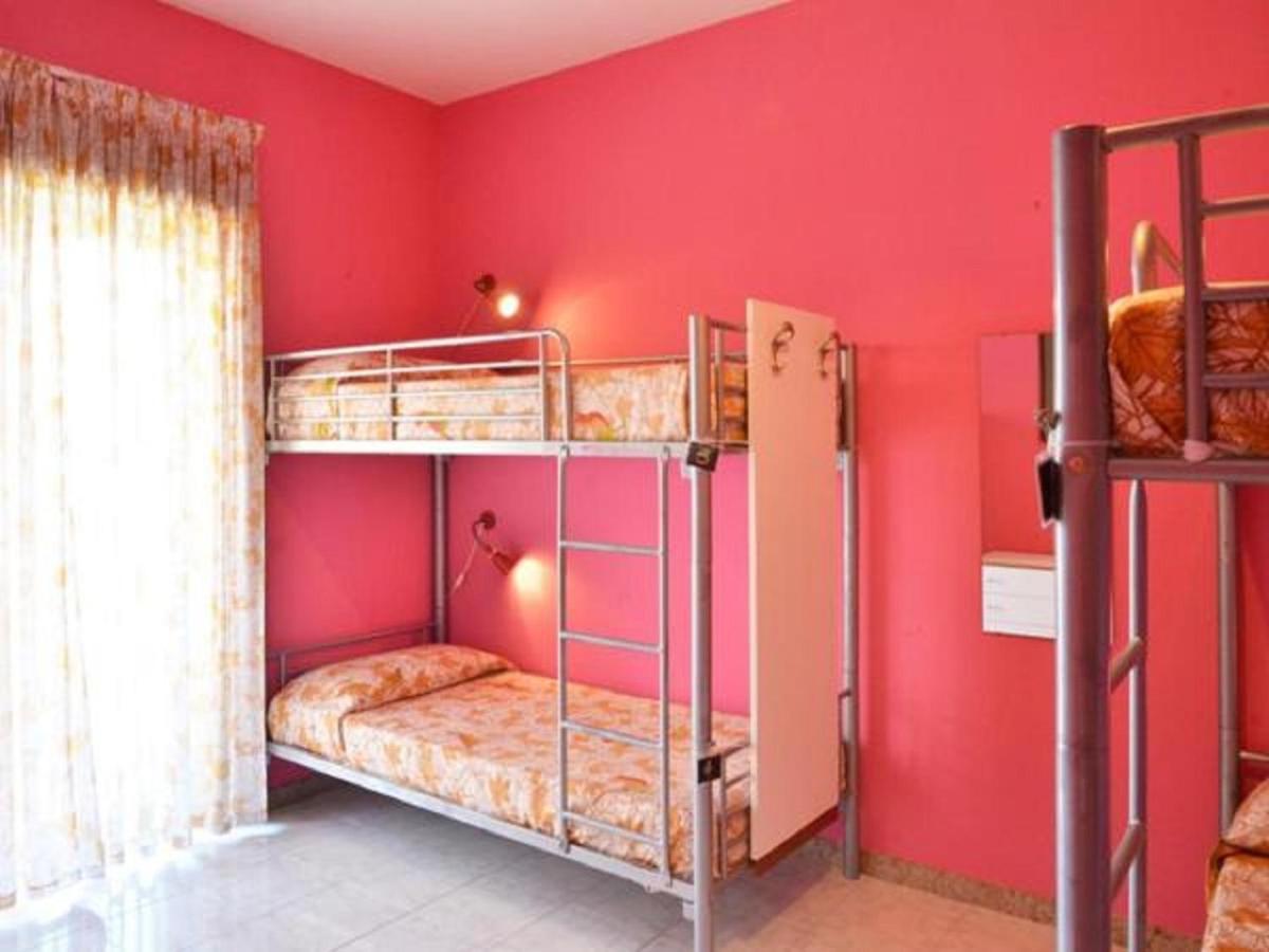 Gianni House Backpackers Hostel Giardini Naxos Exterior photo