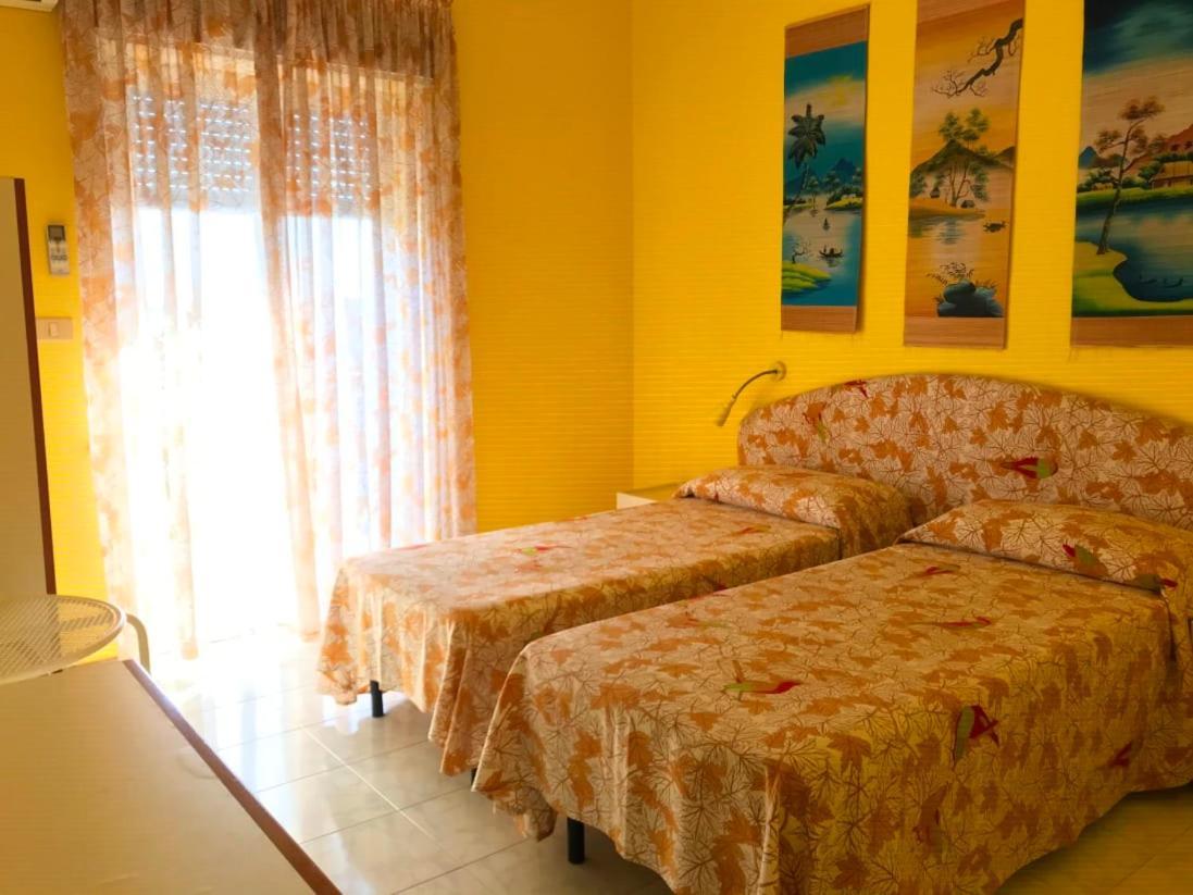 Gianni House Backpackers Hostel Giardini Naxos Exterior photo